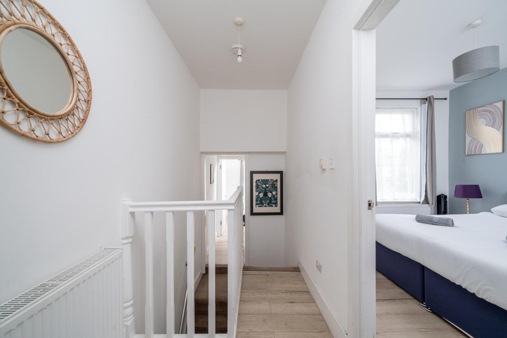 Modern 2 Bed East London Home By Rebby Properties Sleeps 5 Near Canning Town Station Eksteriør bilde