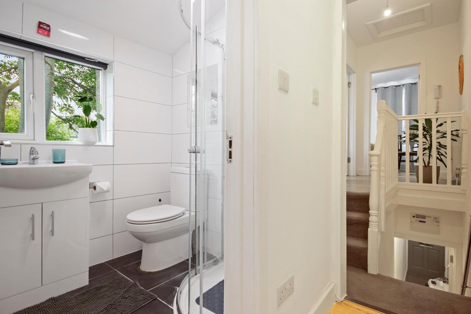 Modern 2 Bed East London Home By Rebby Properties Sleeps 5 Near Canning Town Station Eksteriør bilde